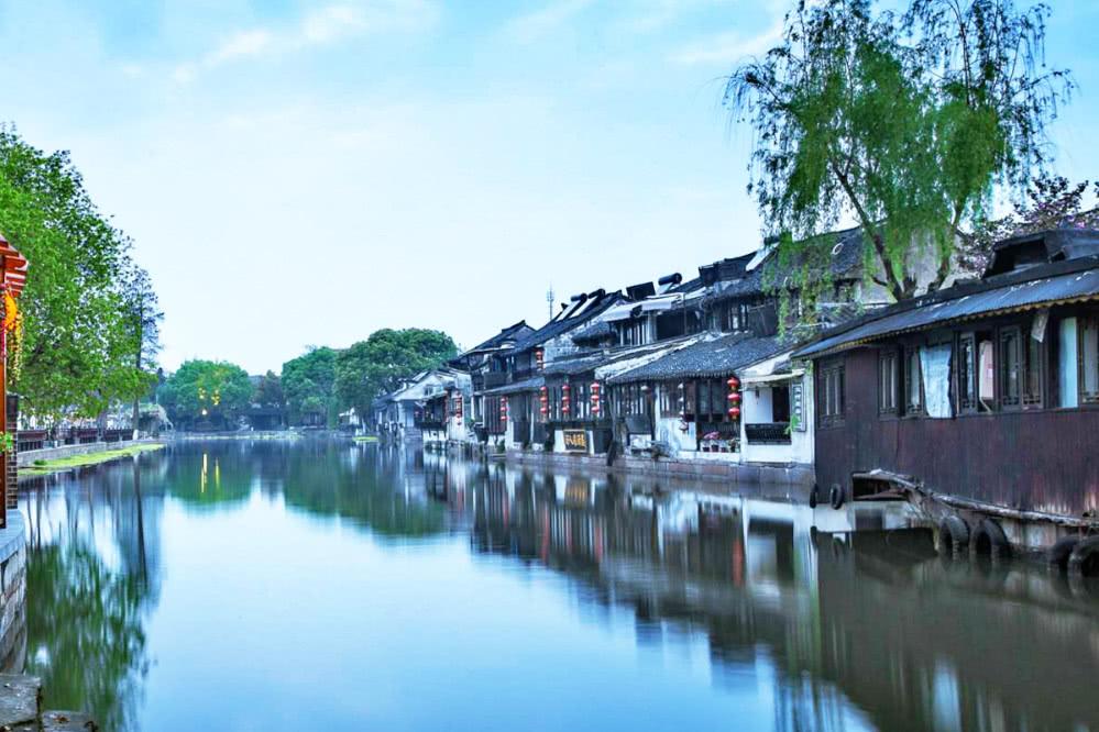 小区建筑工地，惊现40多座古代墓葬，考古发掘惊喜惊吓接连出现！