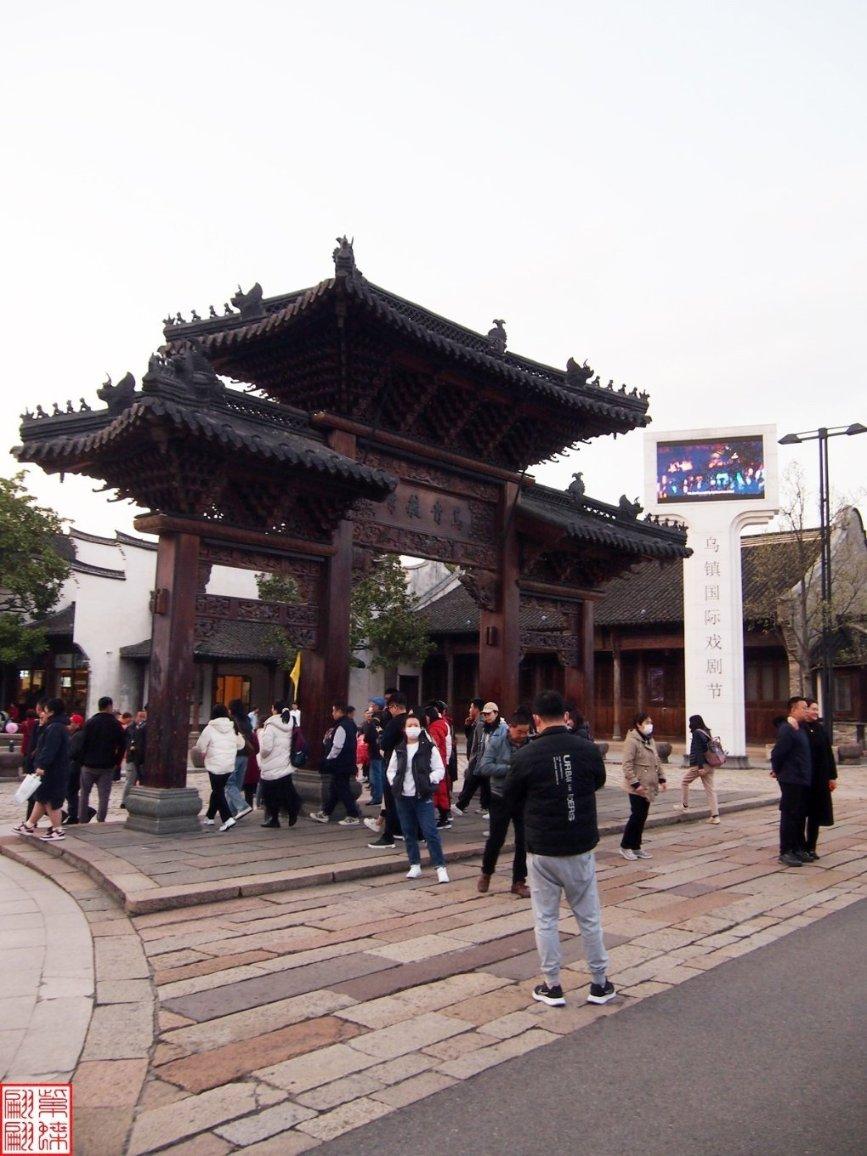 半个老司机 体验智己城市NOA